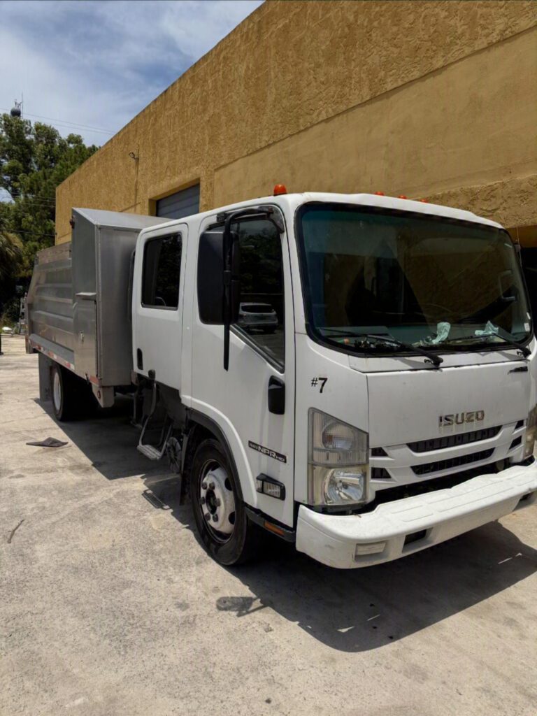 Fleet vehicle service at Auto Trans M.D. in West Palm Beach – experienced truck specialists